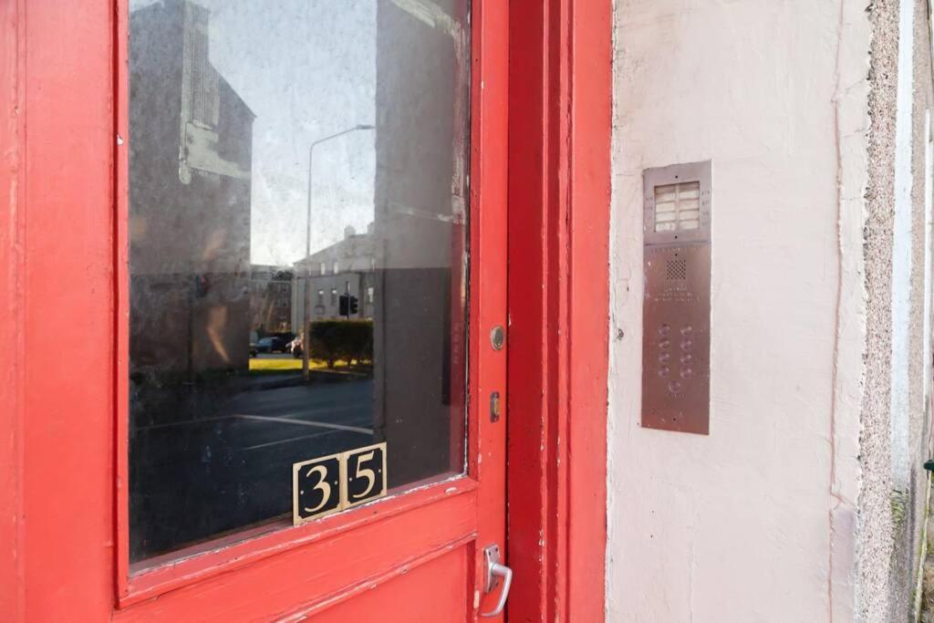 Snug - Logie Baird Apartment Helensburgh Kültér fotó