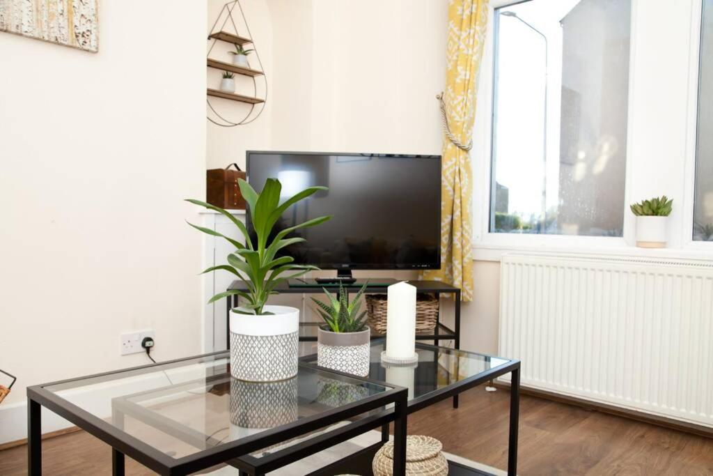 Snug - Logie Baird Apartment Helensburgh Kültér fotó