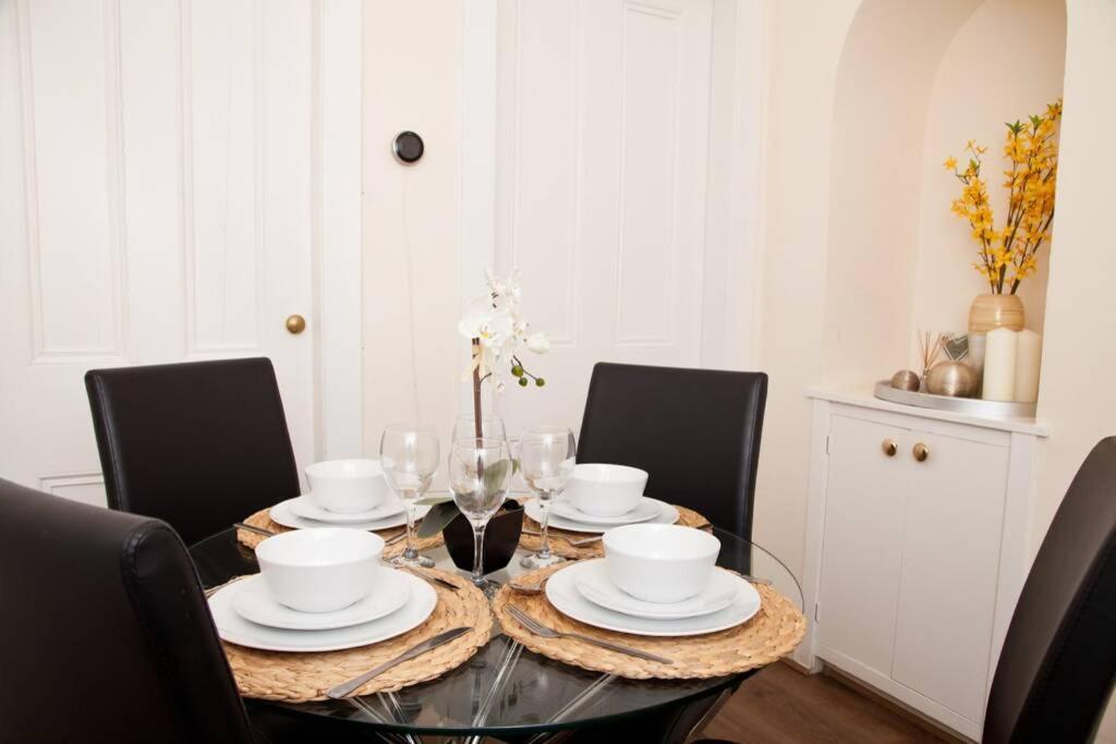 Snug - Logie Baird Apartment Helensburgh Kültér fotó