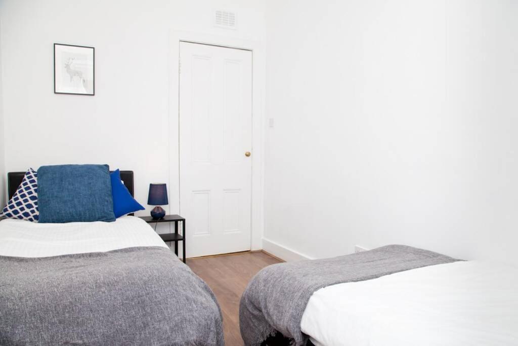 Snug - Logie Baird Apartment Helensburgh Kültér fotó