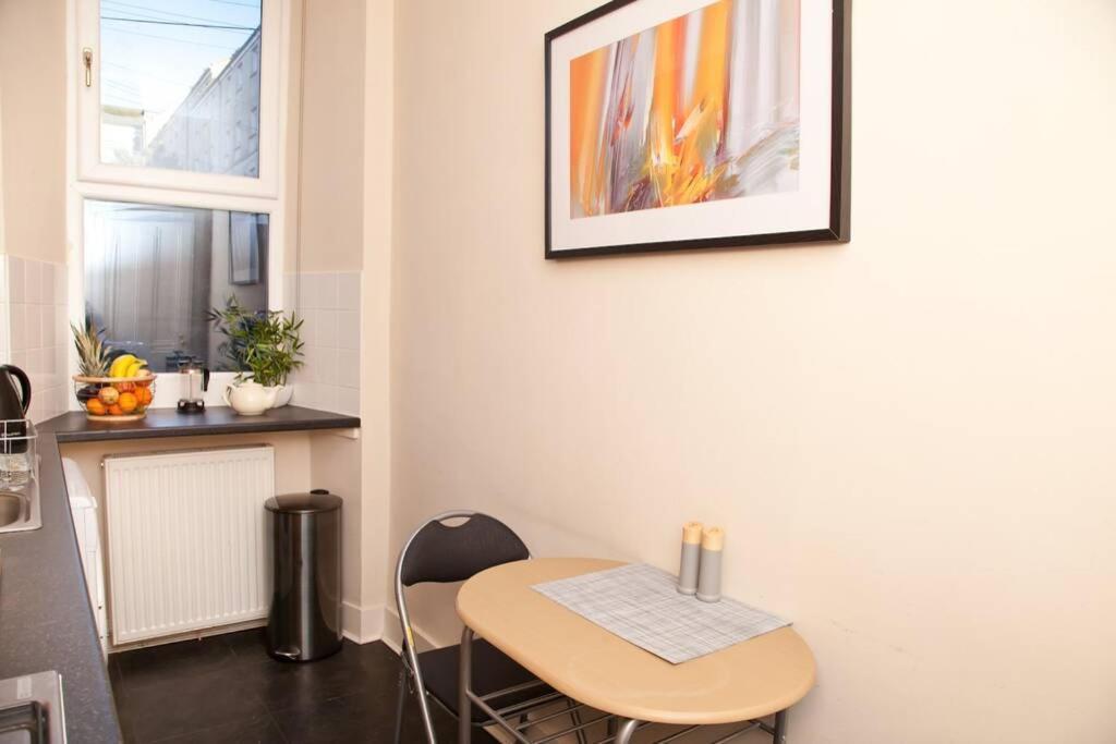 Snug - Logie Baird Apartment Helensburgh Kültér fotó